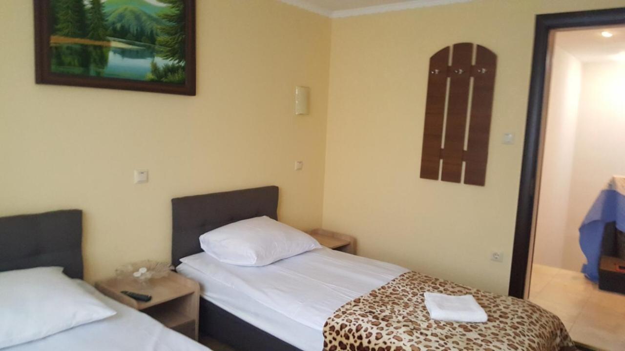 Zatishok Guest House Rakhiv Luaran gambar