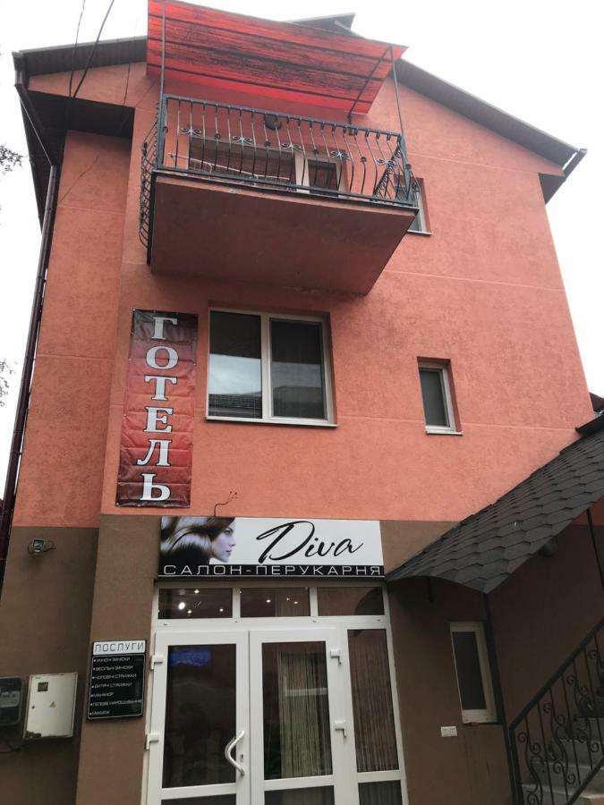 Zatishok Guest House Rakhiv Luaran gambar